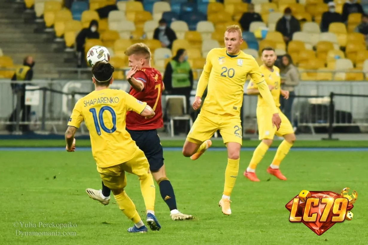 Dani Olmo trong màu áo Spain trước bán kết World Cup 2026 gặp France