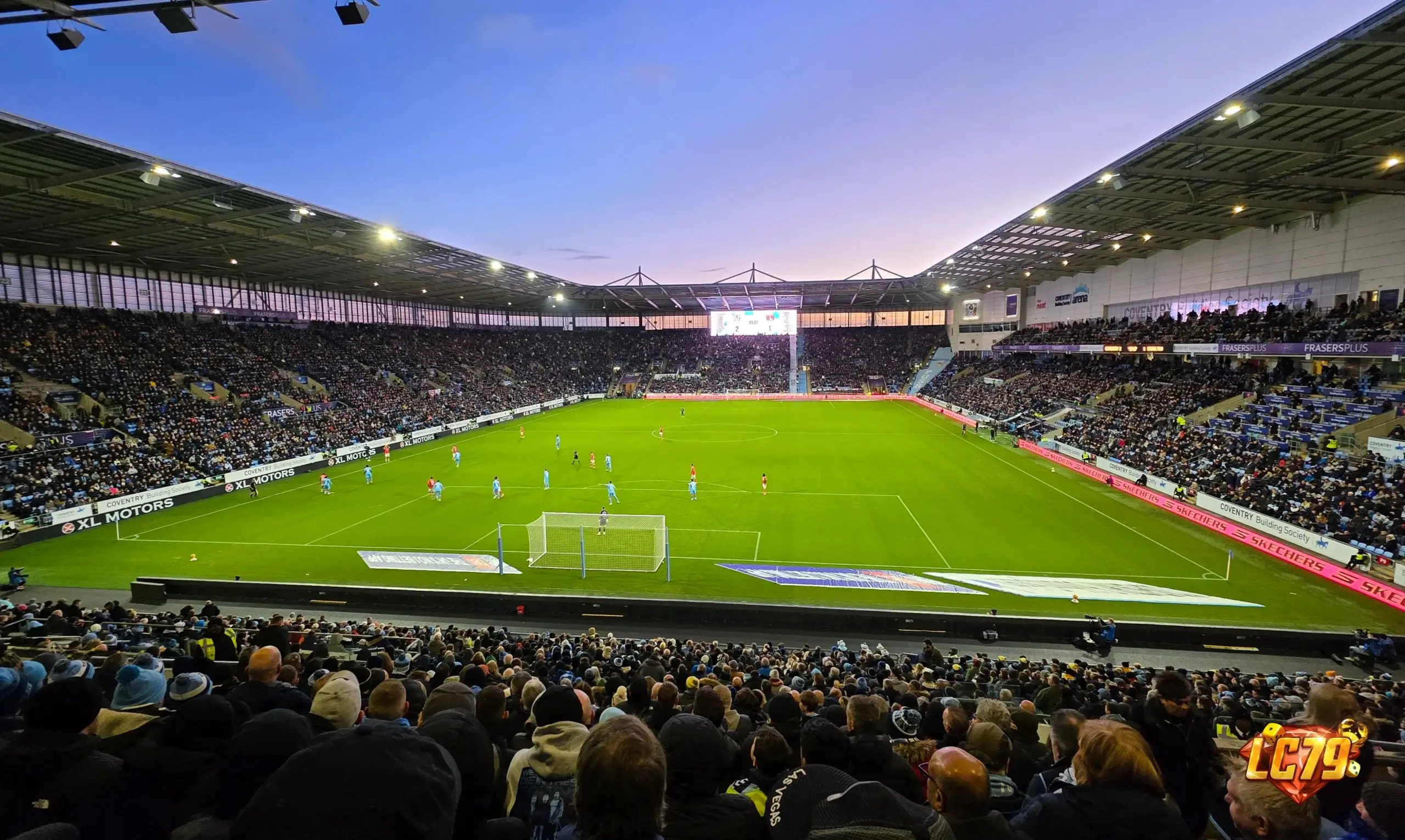 Coventry Building Society Arena trước thương vụ Caleb Yirenkyi tới Coventry City