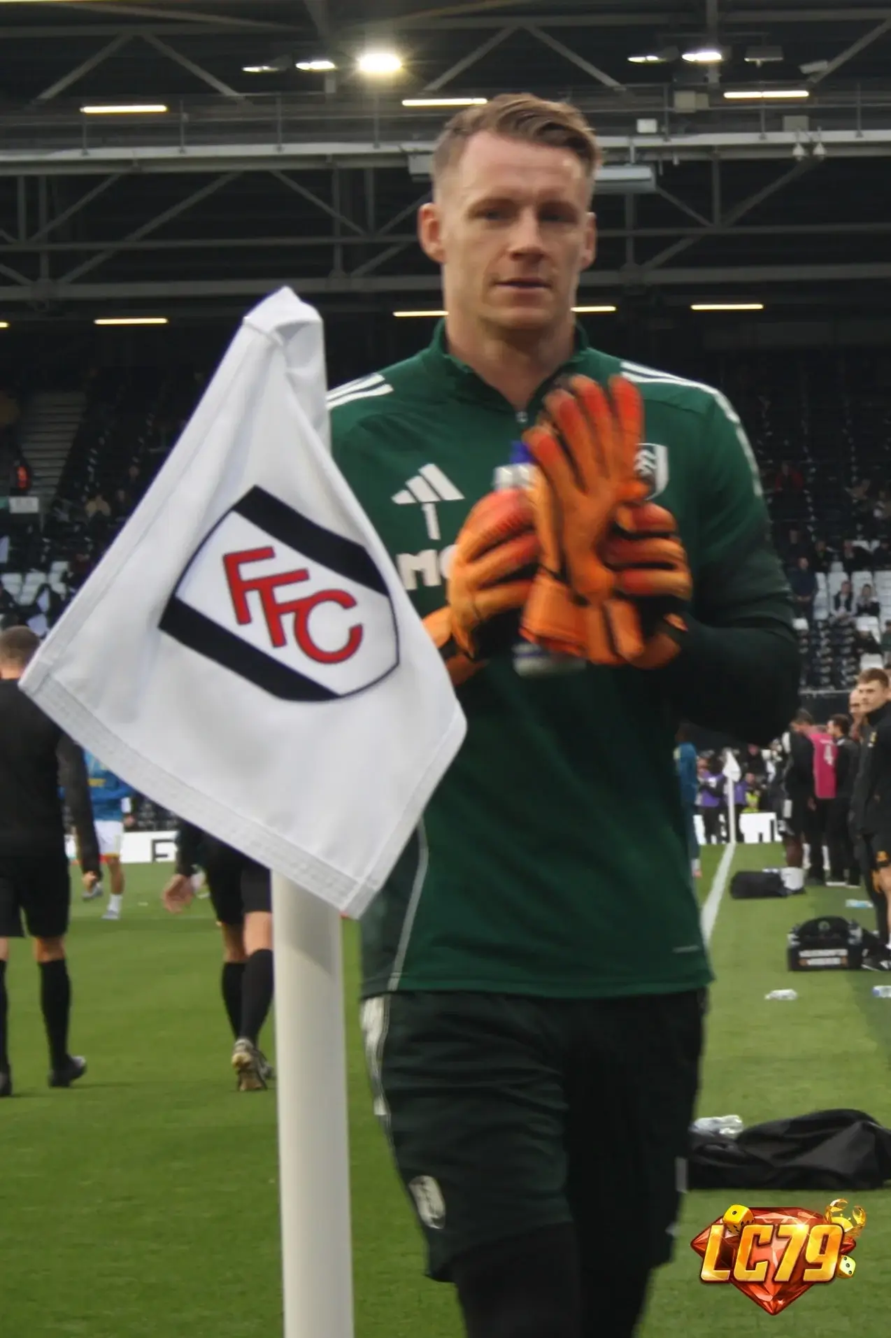 Bernd Leno, thủ môn Fulham giữ sạch lưới trong trận Liverpool 0-0 Fulham