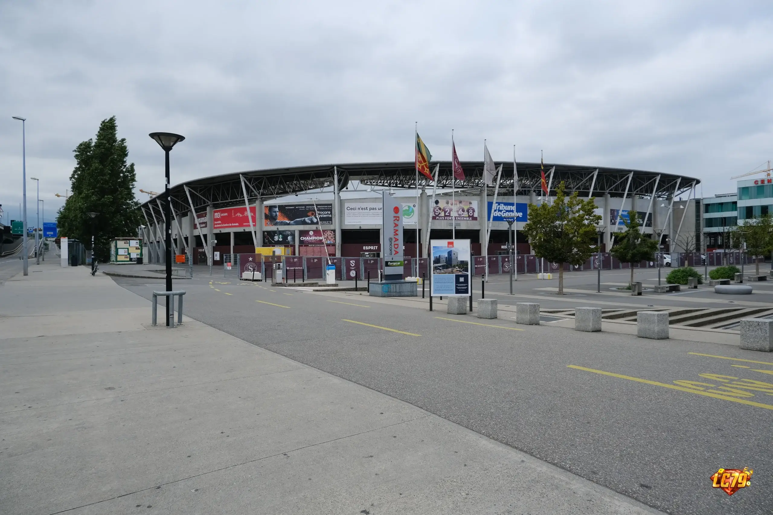 Stade de Genève, sân nhà Servette, ảnh Wikimedia Commons đã đóng watermark LC79