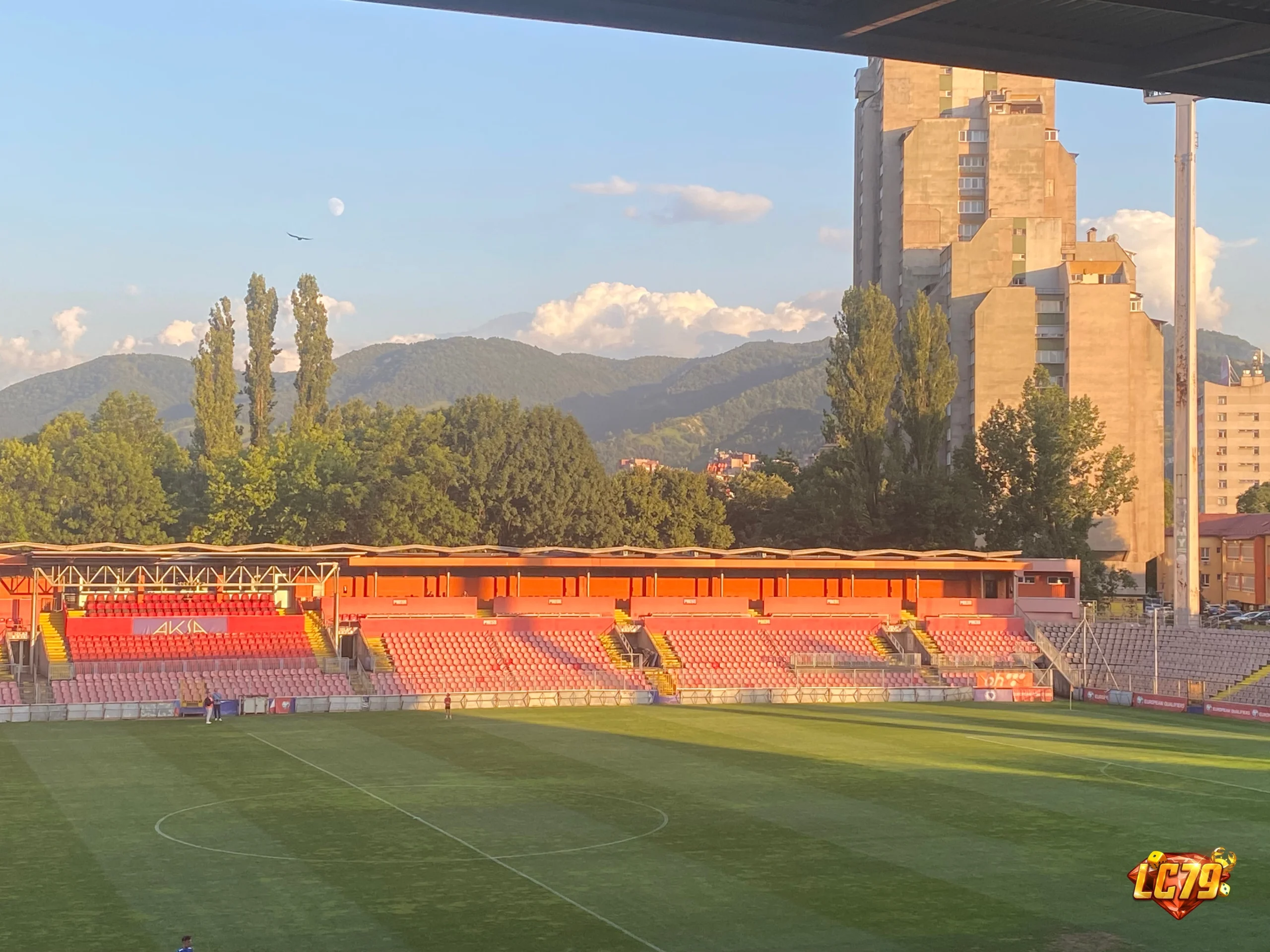Stadion Bilino Polje tại Zenica, nơi Bosnia-Herzegovina thắng Poland 1-0 ở Nations League B4